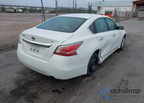 2015 Nissan Altima 2.5 S from USA, damaged, VIN 1N4AL3AP3FN389064
